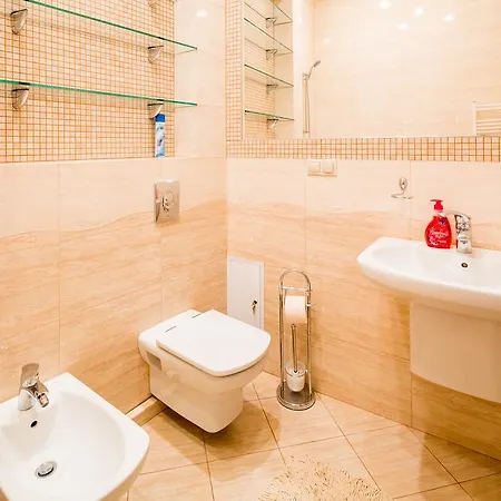 Apartment Однокімнатні Апартаменти Студіо Поряд З Медуніверситетом